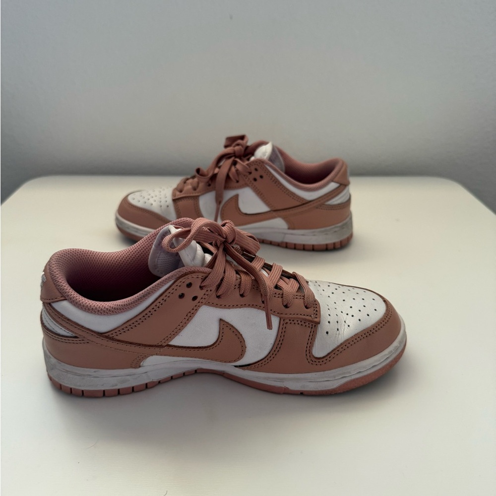 Nike Dunks - Picture 3 of 4
